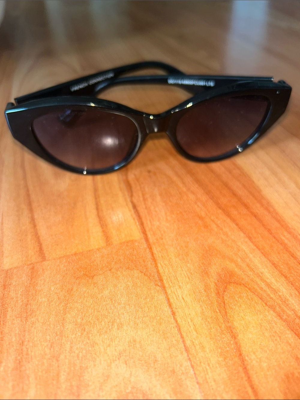 Y2K French Connection Black Cat-Eye Sunglasses with Dark Lenses